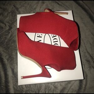 New Steve Madden Red Slay Pumps
